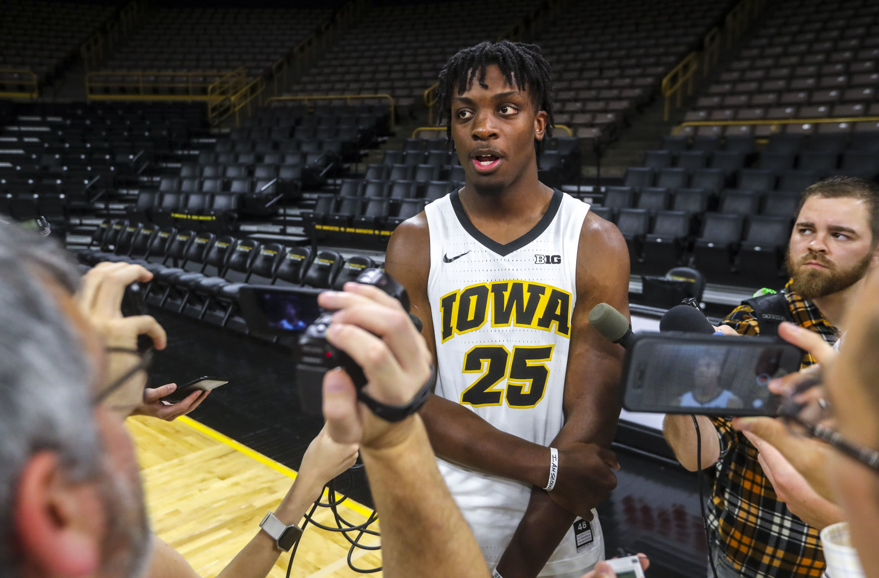 100818-Iowa-BB-Media-Day-020